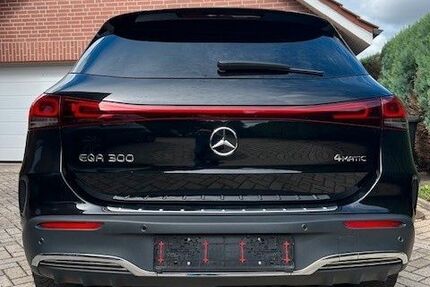 Mercedes EQA