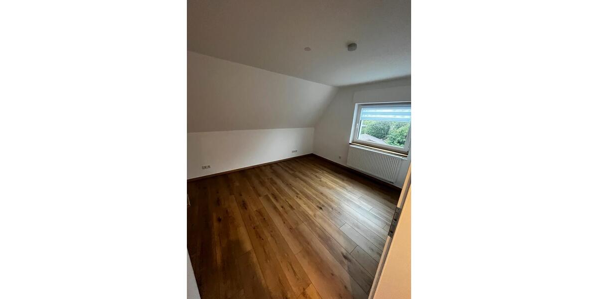 Etagenwohnung Ibbenbüren - 3 Zimmer, 90 m&sup2;, 900&euro; | Angebot:26674381