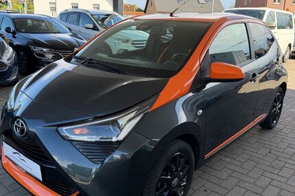Toyota Aygo (X) 22.700 km 10.490 &euro; Osnabrück 49088