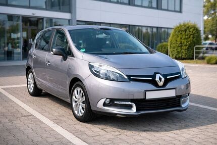 Renault Scenic 89.003 km 8.490 &euro; Melle 49324