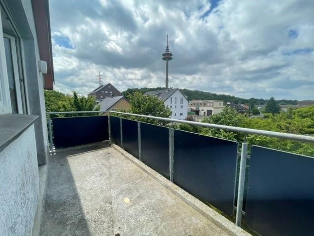 Dachgeschoßwohnung Osnabrück Gretesch - 3 Zimmer, 112 m&sup2;, 952&euro; | Angebot:24323653