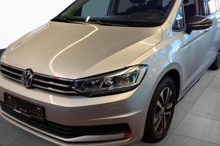 VW Touran 90.661 km 25.930 &euro; Osnabrück 49078