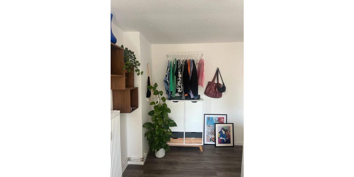 Dachgeschoßwohnung Osnabrück - 12 Zimmer, 90 m&sup2;, 337&euro; | Angebot:26287456