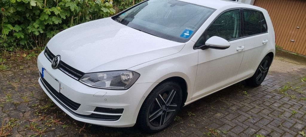 VW Golf 125.282 km 7.500 &euro; Melle 49324