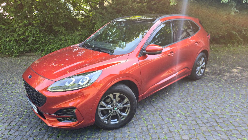 Ford Kuga 68.000 km 23.990 &euro; Borgholzhausen 33829