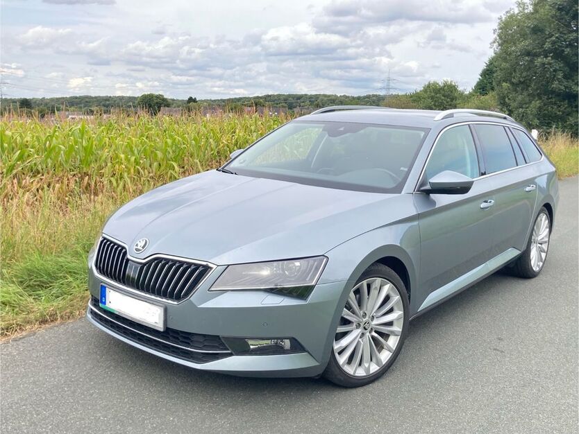 Skoda Superb 97.500 km 23.700 € Osnabrück 49082