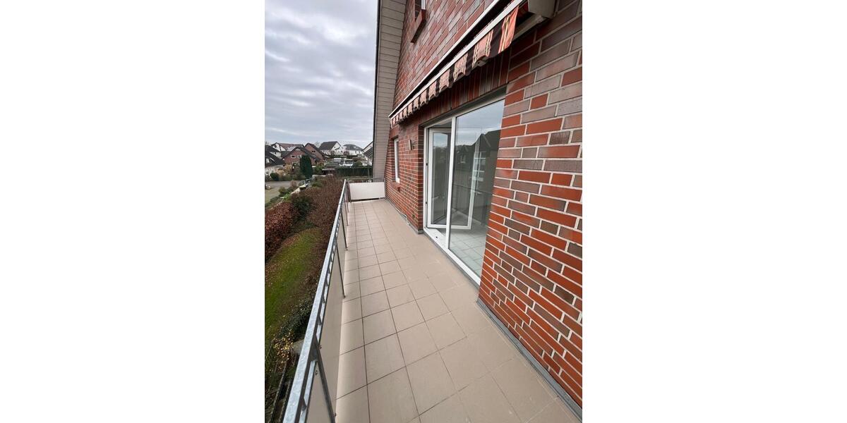 Dachgeschoßwohnung Osnabrück Eversburg - 4 Zimmer, 97 m&sup2;, 970&euro; | Angebot:25057178