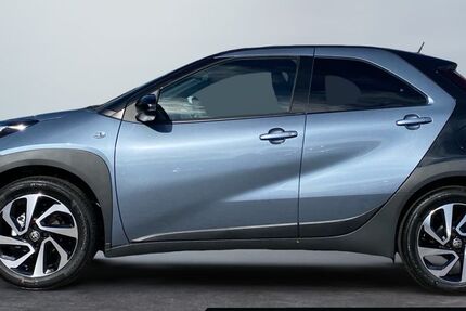 Toyota Aygo (X) 1.500 km 16.990 &euro; Osnabrück 49090