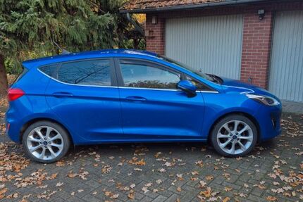 Ford Fiesta 73.000 km 12.000 &euro; Damme 49401