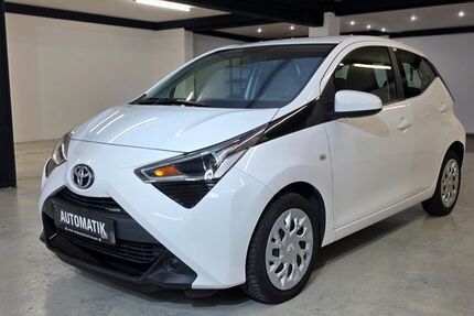 Toyota Aygo (X) 76.586 km 11.499 &euro; Versmold 33775