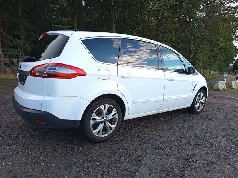 S-Max