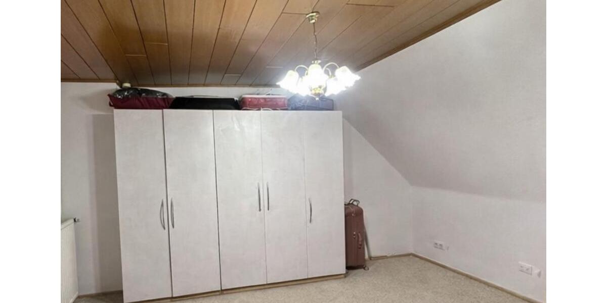 Dachgeschoßwohnung Bad Essen - 3 Zimmer, 8 m&sup2;, 600&euro; | Angebot:25285566