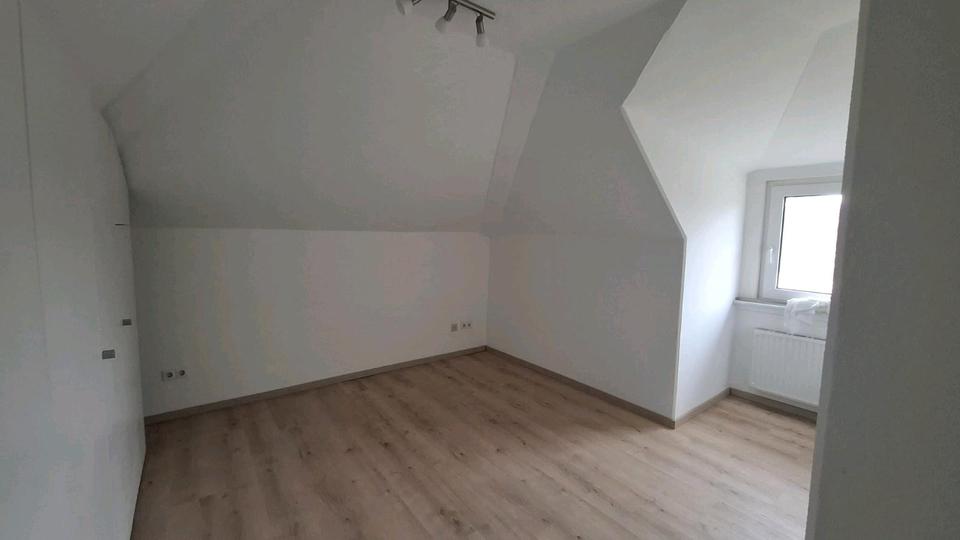 Dachgeschoßwohnung Neuenkirchen-Vörden Vörden - 2.5 Zimmer, 80 m&sup2;, 700&euro; | Angebot:26429428