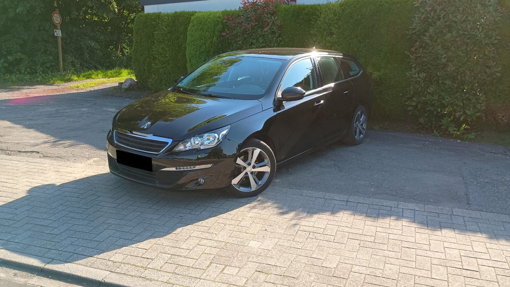 Peugeot 308 105.500 km 6.900 &euro; Georgsmarienhütte 49124