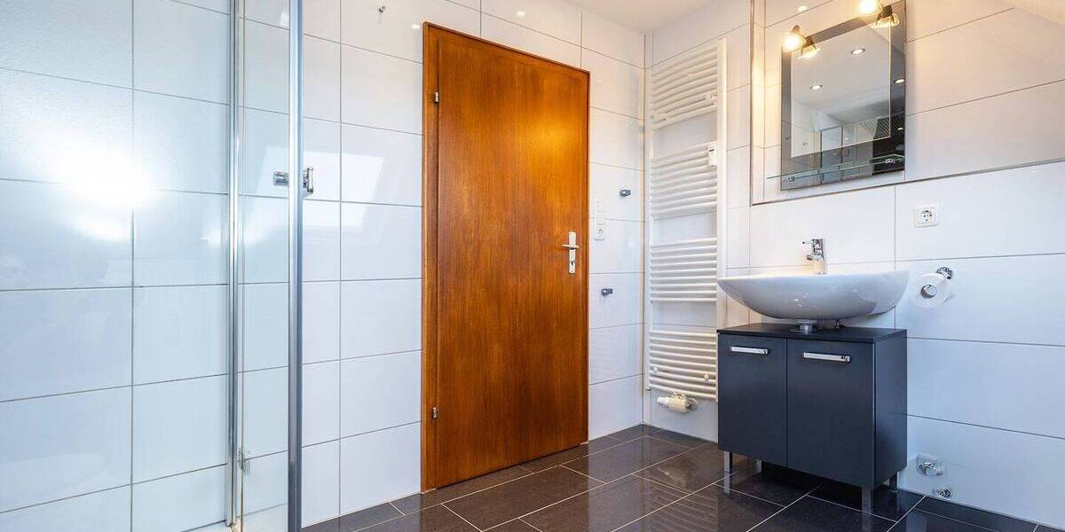 Mehrfamilienhaus, Wohnhaus Osnabrück Gretesch - 7 Zimmer, 190 m&sup2;, 399.000&euro; | Angebot:26630308
