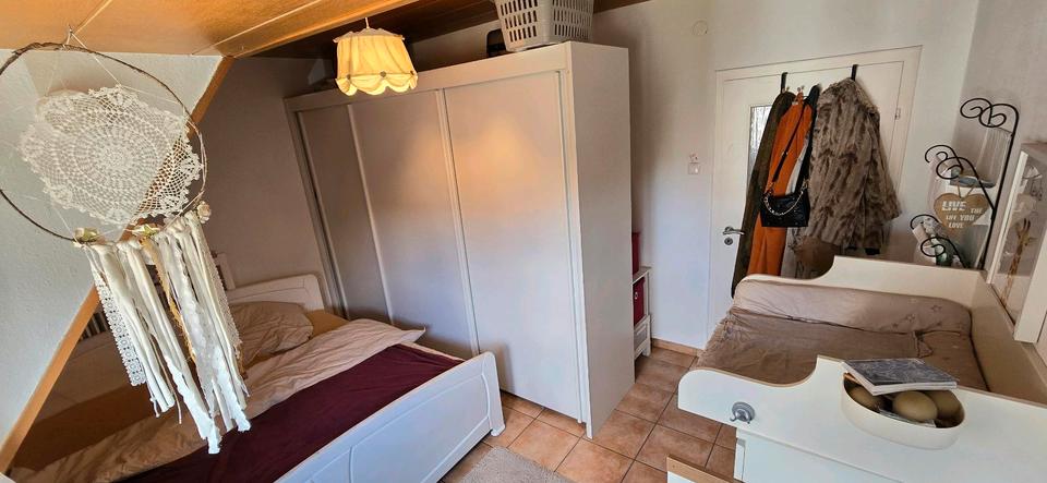 Etagenwohnung Osnabrück Hafen - 4 Zimmer, 90 m&sup2;, 900&euro; | Angebot:25128205