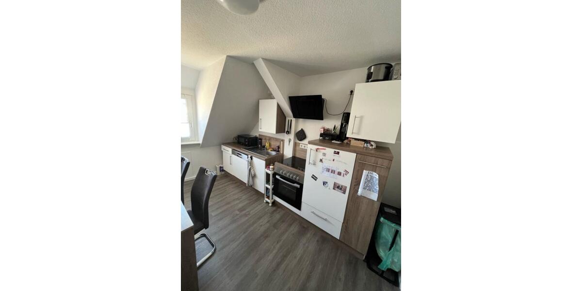 Dachgeschoßwohnung Osnabrück - 12 Zimmer, 90 m&sup2;, 337&euro; | Angebot:26287456