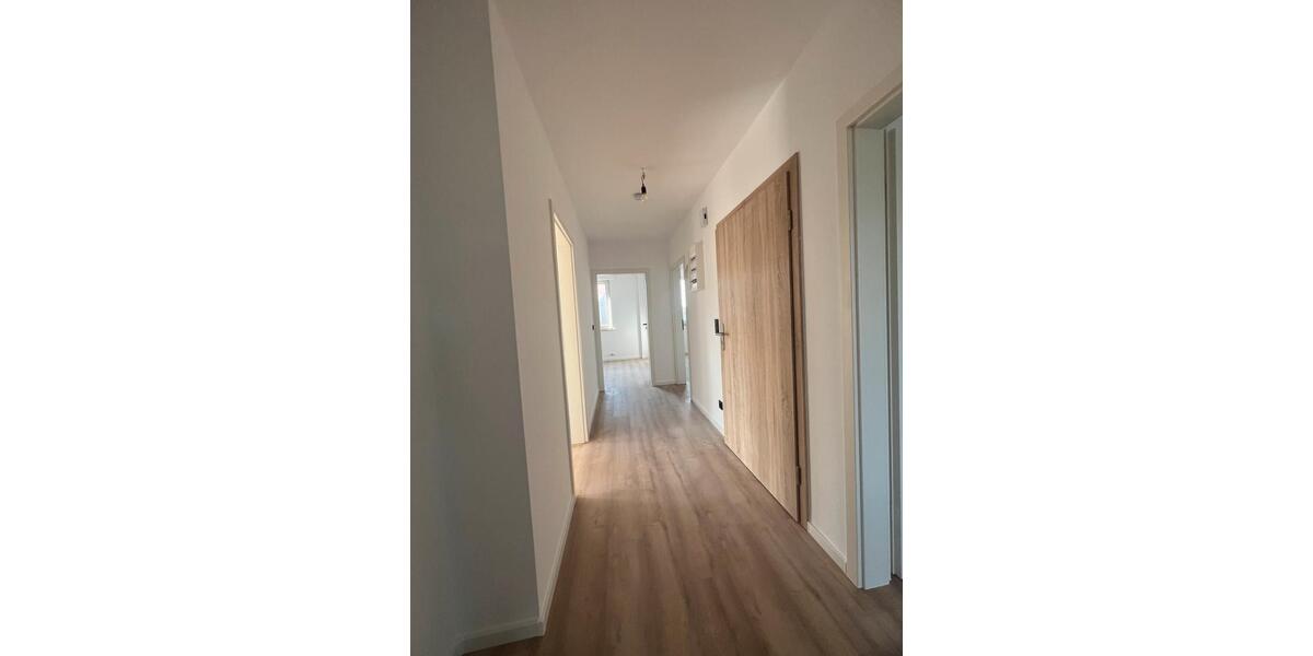 Etagenwohnung Hagen am Teutoburger Wald - 4 Zimmer, 92 m&sup2;, 900&euro; | Angebot:26682922