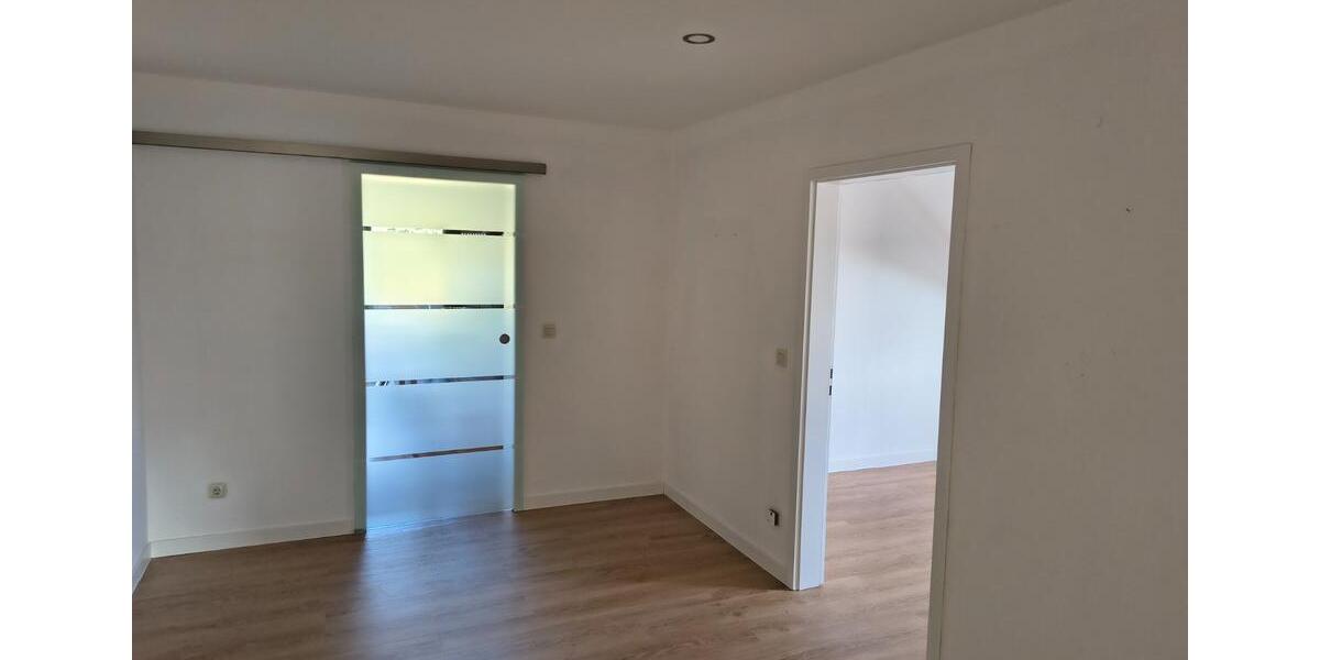 Etagenwohnung Hagen am Teutoburger Wald - 4 Zimmer, 130 m&sup2;, 890&euro; | Angebot:24588108