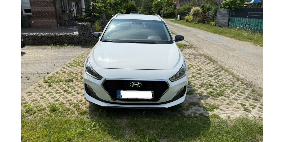Hyundai i30 139.100 km 9.500 &euro; Bramsche 49565