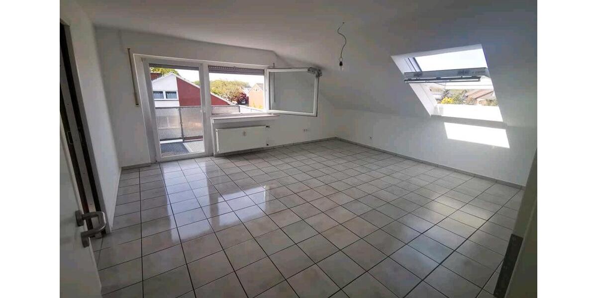 Dachgeschoßwohnung Lienen - 3 Zimmer, 78 m&sup2;, 1.100&euro; | Angebot:26432434