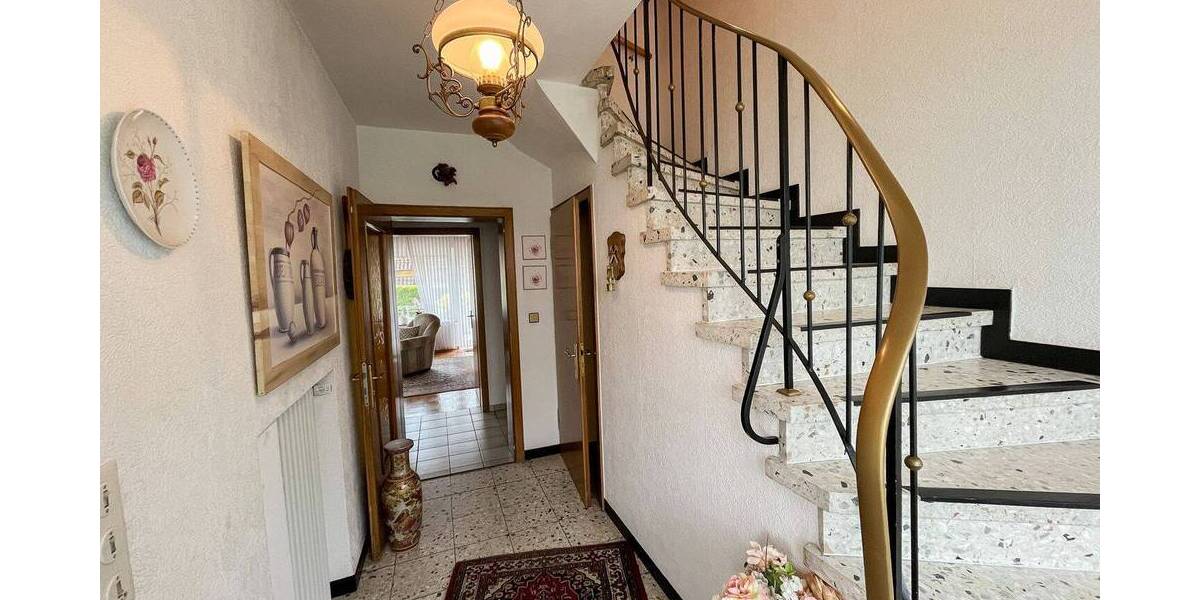Mehrfamilienhaus, Wohnhaus Ibbenbüren Laggenbeck - 8 Zimmer, 200 m&sup2;, 289.000&euro; | Angebot:26797638