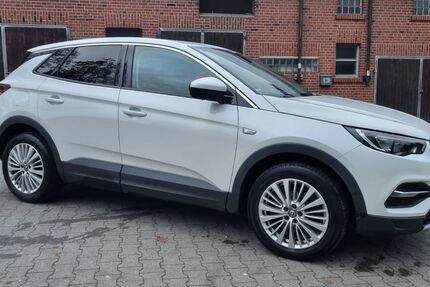 Opel Grandland (X) 89.886 km 12.790 € Sassenberg 48336