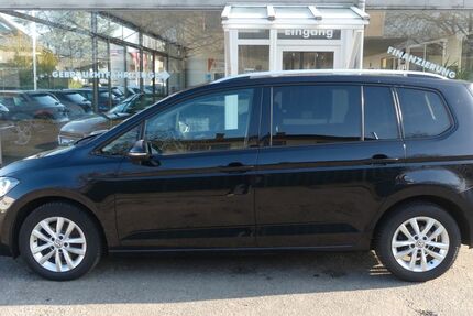 VW Touran 167.650 km 14.490 &euro; Osnabrück 49084