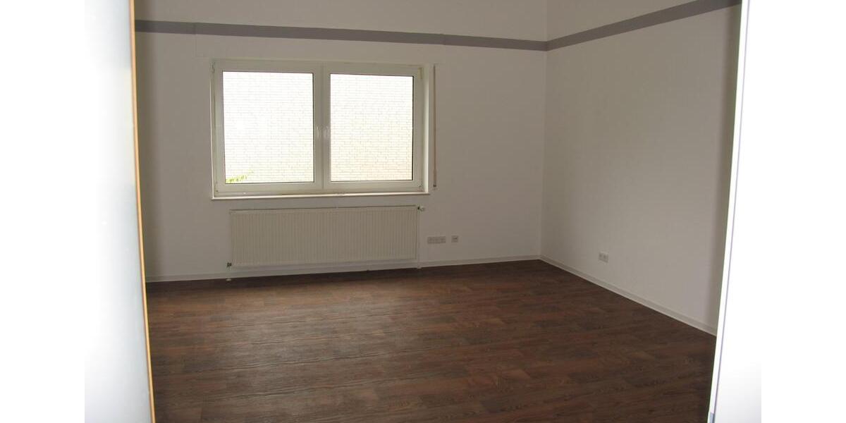 Mehrfamilienhaus, Wohnhaus Ostercappeln - 6 Zimmer, 200 m&sup2;, 1.650&euro; | Angebot:25131385