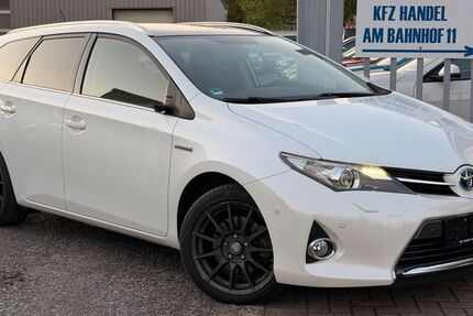 Toyota Auris 141.000 km 10.800 &euro; Bad Iburg 49186