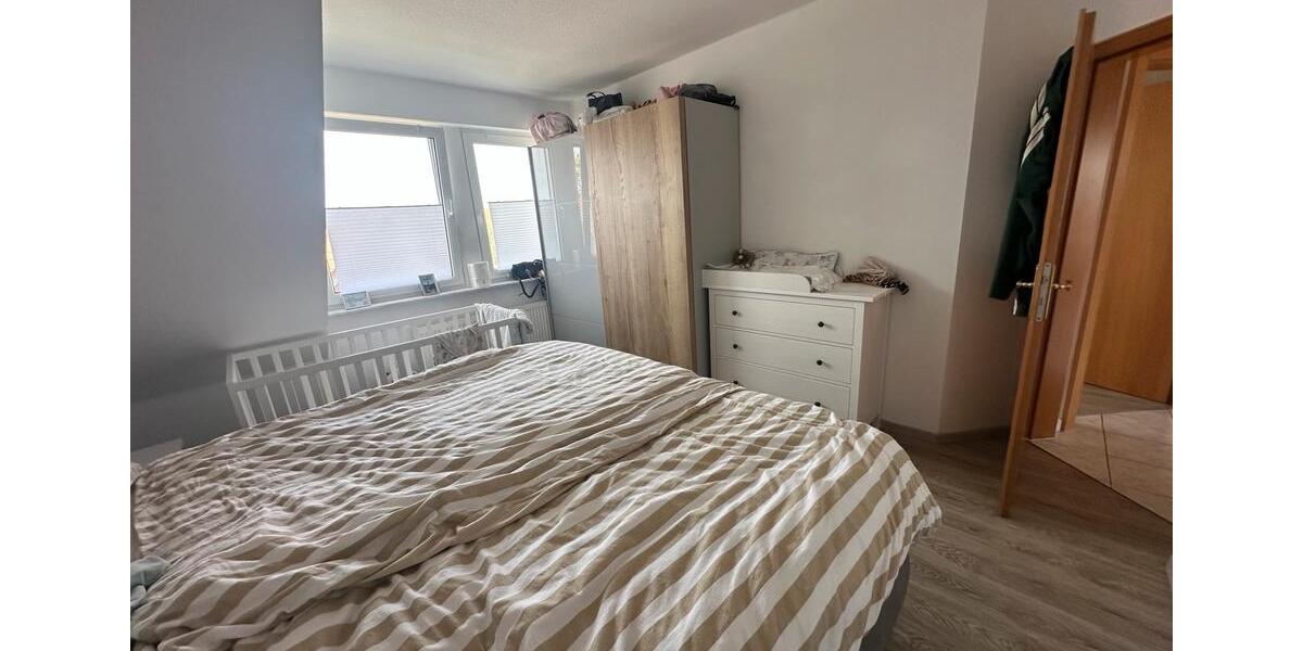 Dachgeschoßwohnung Versmold - 3 Zimmer, 76 m&sup2;, 900&euro; | Angebot:26338828