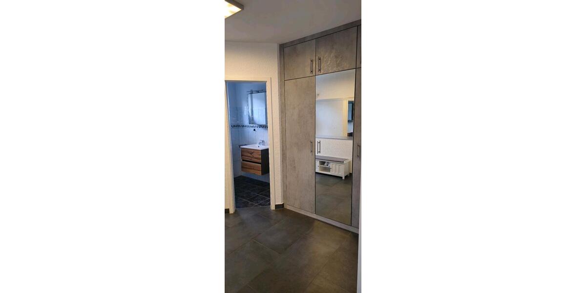 Doppelhaushälfte Versmold - 6 Zimmer, 136 m&sup2;, 1.200&euro; | Angebot:25208858