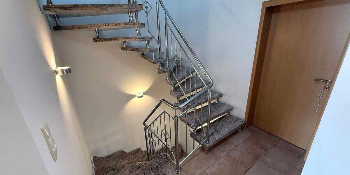 Lage, Lage, Lage! Großzügige Doppelhaushälfte in begehrter, ruhiger Lage von Dissen 5 zimmer