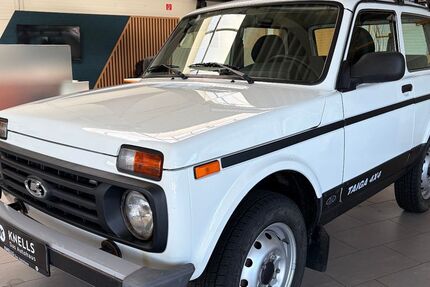 Lada Taiga 69.400 km 10.750 &euro; Ibbenbüren - Laggenbeck 49479