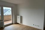 Neu sanierte helle und geräumige 3 Zimmerwohnung im 2 EG 3 zimmer