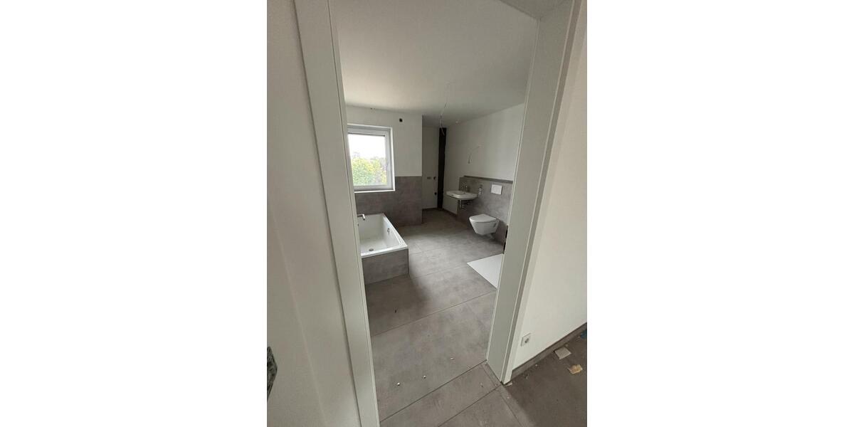 Dachgeschoßwohnung Rödinghausen - 2 Zimmer, 100 m&sup2;, 1.050&euro; | Angebot:26585770