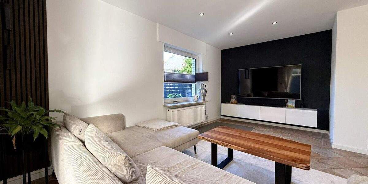 Mehrfamilienhaus, Wohnhaus Lotte Halen - 8 Zimmer, 193 m&sup2;, 495.000&euro; | Angebot:25673352