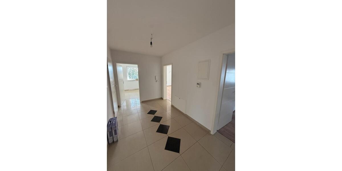 Erdgeschoßwohnung Melle - 4 Zimmer, 95 m&sup2;, 930&euro; | Angebot:25566129