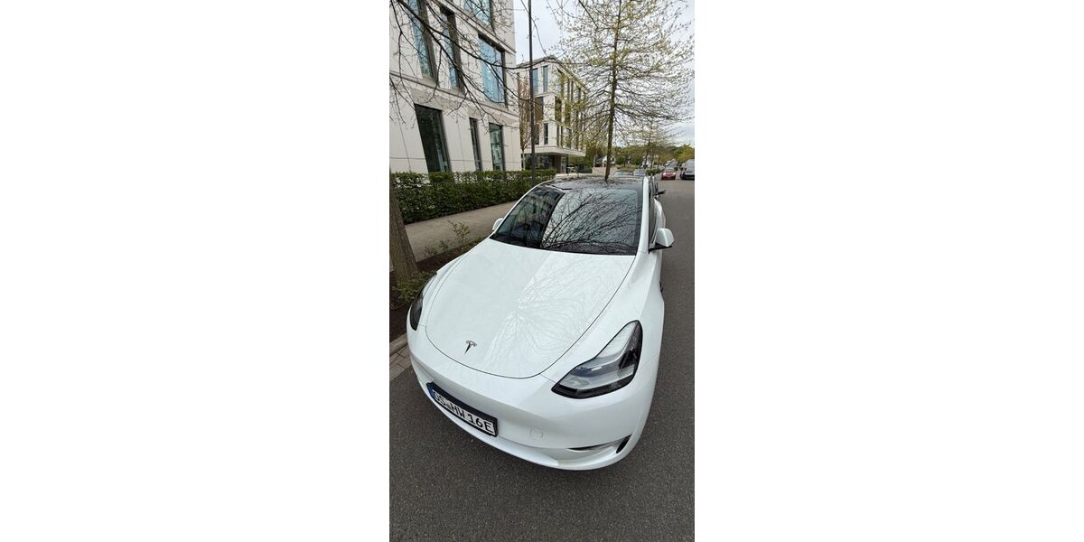 Tesla Model Y 59.005 km 31.899 &euro; Osnabrück 49076