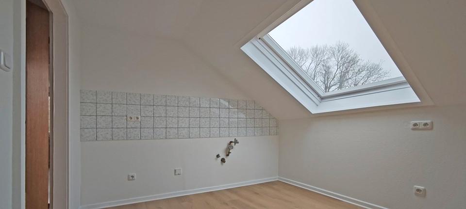 Dachgeschoßwohnung Westerkappeln - 3 Zimmer, 65 m&sup2;, 650&euro; | Angebot:26374800
