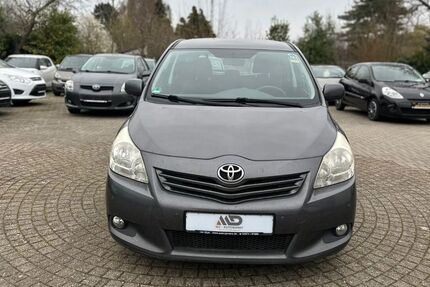 Toyota Verso 355.000 km 1.999 &euro; Ibbenbüren 49477