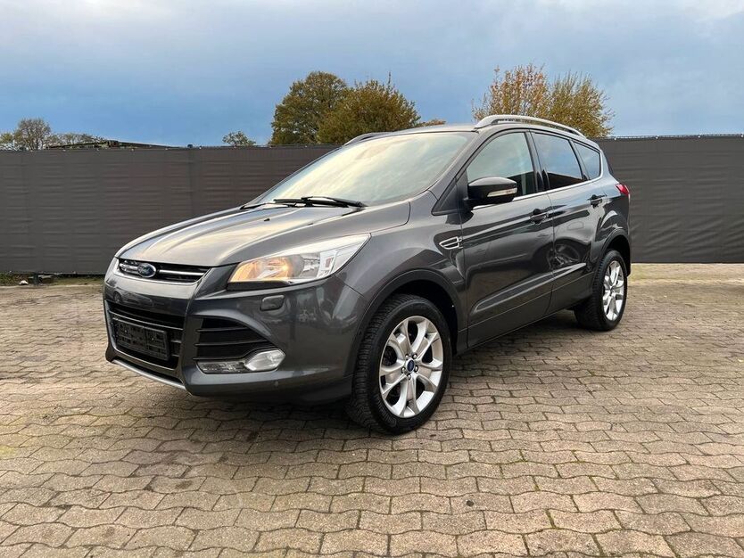 Ford Kuga 150.000 km 10.299 € Versmold 33775