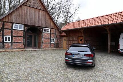 Hochwertig und mit Liebe sanierter Fachwerkkotten in (fast) Alleinlage 5.5 zimmer