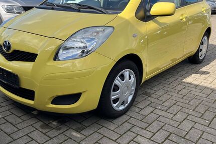 Toyota Yaris 126.000 km 4.650 &euro; Osnabrück 49086