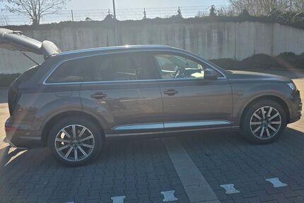 Audi Q7 159.900 km 33.400 &euro; Westerkappeln 49492