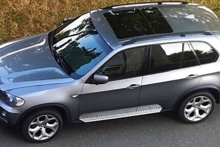 BMW X5 270.000 km 10.900 € Osnabrück 49078