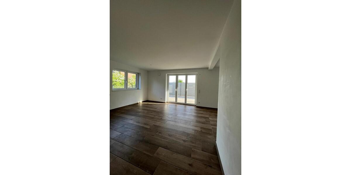 Erdgeschoßwohnung Ibbenbüren - 3 Zimmer, 90 m&sup2;, 1.099&euro; | Angebot:26462492