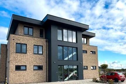 Modernes Neubau-Büro mit 136,36 m² - ab sofort verfügbar zimmer