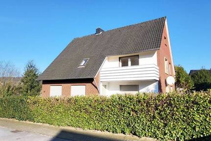 Zweifamilienhaus in sehr guter und ruhiger Siedlungslage 8 zimmer