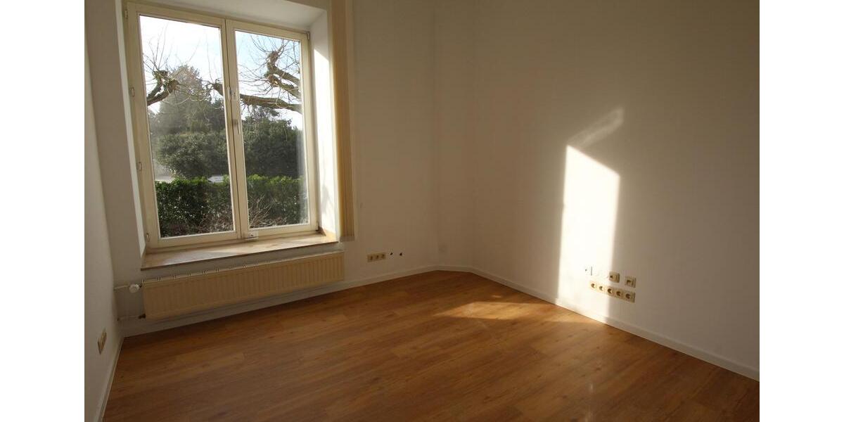Erdgeschoßwohnung Ibbenbüren Bockraden - 4 Zimmer, 131 m&sup2;, 1.020&euro; | Angebot:26145192